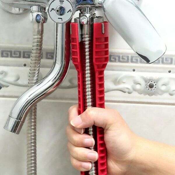 Clé à tuyau multi-eau pour évier 8 en 1