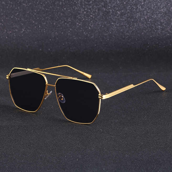 Lunettes de soleil Giorgio